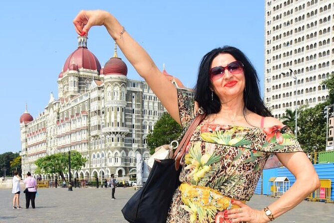 Private Mumbai Sightseeing Tour(Travellers Choice Award Winner) - Getting Your Bearings at Gateway of India