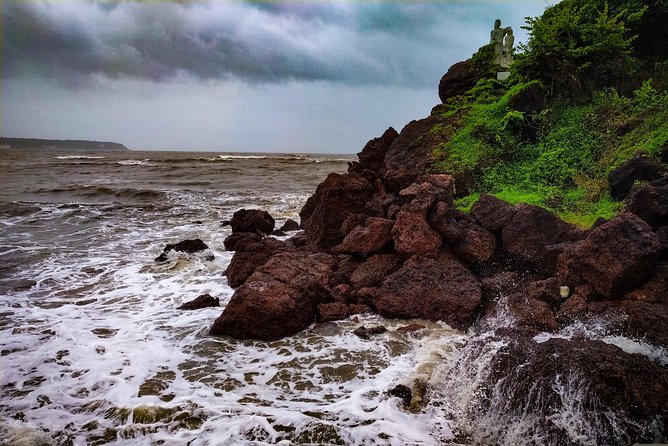 Private Portuguese Heritage Tour: Se Cathedral, Basilica of Bom Jesus and Dona Paula Beach in Goa - Price and Value for a $130 Private Half-Day