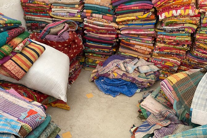 Private Shopping Tour in Jaipur - Stop 6: Bapu Bazaar for a Short Old-Market Stroll