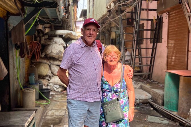 Private Slumdog Millionaire Tour in Dharavi with Slum Visit - Why a private Dharavi walk feels more real than a quick stop