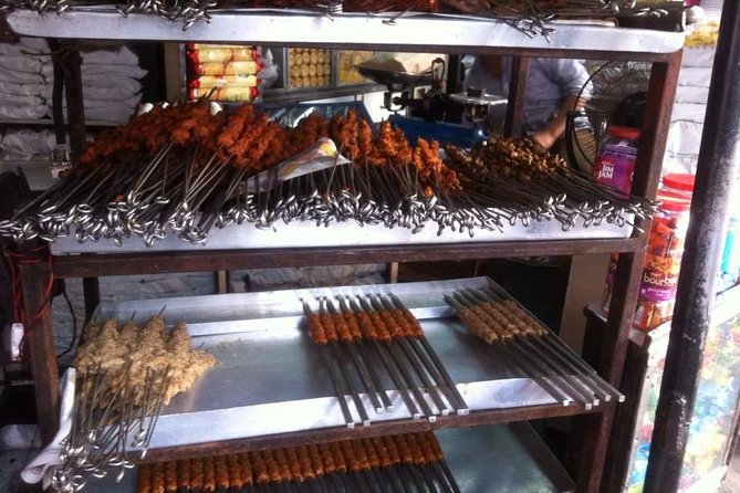 Private Street Food Tasting Tour with guide - Chowpatty Beach Chaat: Sunset Snacks and Sea-Air Logic