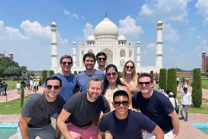 Private Sunrise Taj Mahal Tour from Delhi By Car -All inclusive - The small inclusions that make the day feel well-run