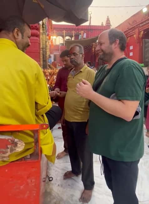 Private Sunset Boat Ride and Ganga Aarti with Reserved Seat - Dashashwamedh Ghat Ganga Aarti: reserved seats, better timing, big energy