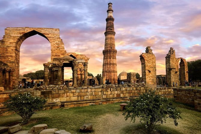 Private Taj Mahal, Agra Fort & Baby Taj Tour from Delhi by Car - Price and logistics: what you really get for about $62
