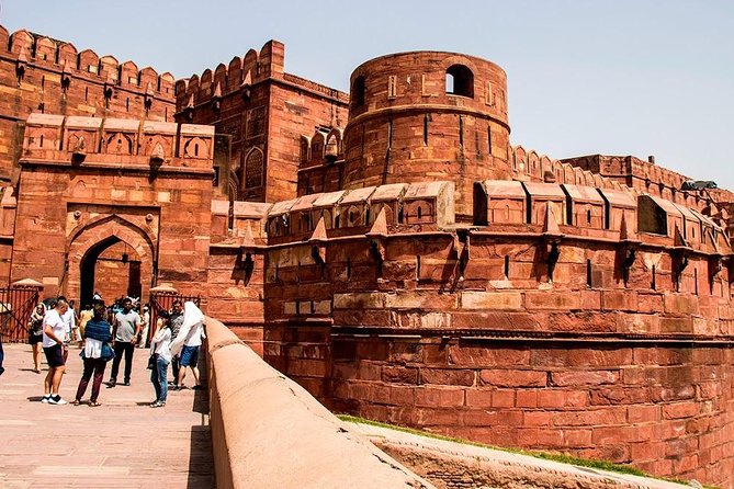 Private Taj Mahal and Agra Overnight Tour from Delhi - Pickup from Delhi at 8:00 am, then the expressway run to Agra