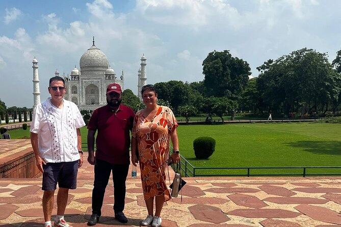 Private Taj Mahal city tour - Guides that keep the Taj Mahal day from going bland
