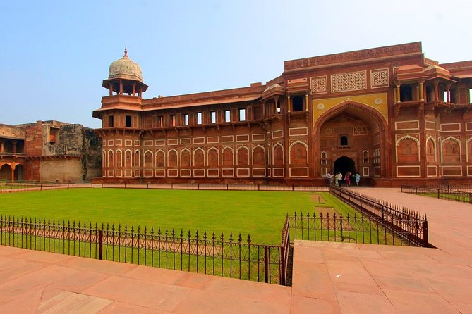 Private Taj Mahal Same Day Tour (Delhi - Agra - Delhi) - Agra Fort: red sandstone, river views, and why it’s more than a stop