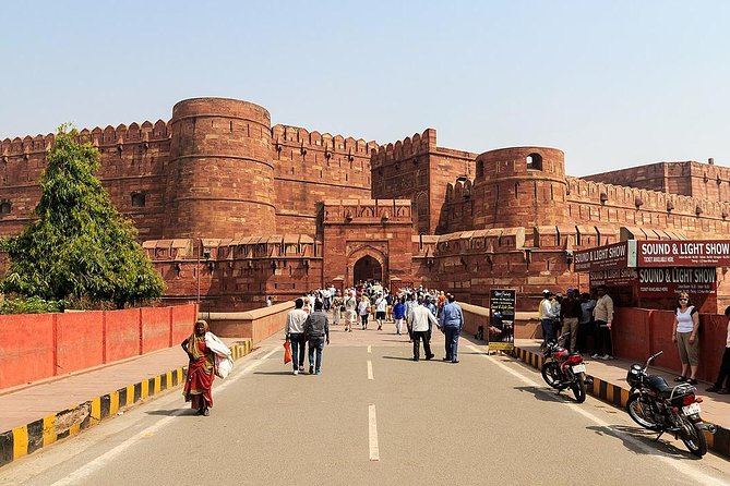 Private Tour:Day Trip to Agra from Delhi including TajMahal &Agra fort (A/c Car) - Agra Fort: why the second stop can feel calmer