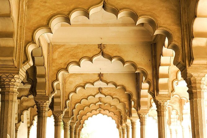 Private Tour:Day Trip to Agra from Delhi including TajMahal &Agra fort (A/c Car) - Private guide expectations, and how to avoid the common mix-ups