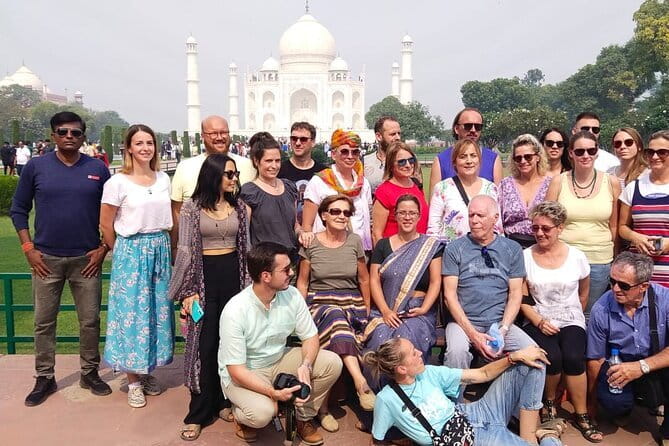 Private Tour Guide For Taj Mahal - Timing Tips: morning heat, June footfalls, and best light