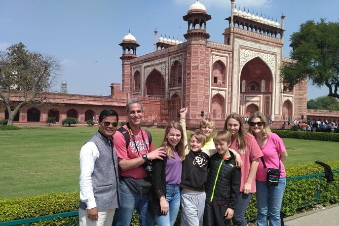 Private Tour Guide for Taj Mahal and Agra Fort - Agra Fort: red sandstone, gates, mosques, and gardens in one hour