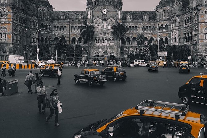 Private Tour in Mumbai Slum with Sightseeing - Mani Bhavan Gandhi Museum and Crawford Market: Ideas and Everyday Commerce