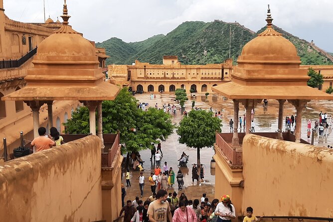 Private tour of Jaipur with Driver and Guide - Panna Meena ka Kund: a quick 15-minute step well reset