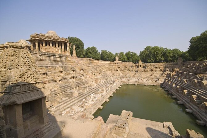 Private Tour of Step well, Modhera Sun Temple & Patola saree weaving by car - Key things to know before you go