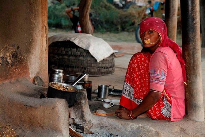 Private Tour: Village Safari Half-Day Tour In Jodhpur - Stop 1: Guda Bishnoiyan for wildlife viewing and Bishnoi family interaction