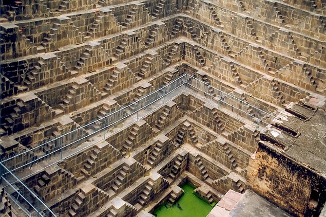 Private Transfer Agra To Jaipur Via Fatehpur Sikri & Chand Baori, Step Well - How the Day Flows: Timing That Keeps You From Feeling Rushed
