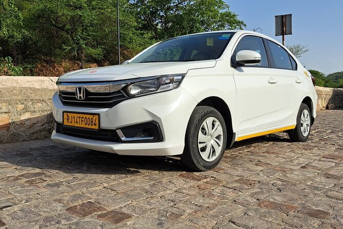 Private Transfer from Jodhpur to Udaipur - Price and value for a group of up to four