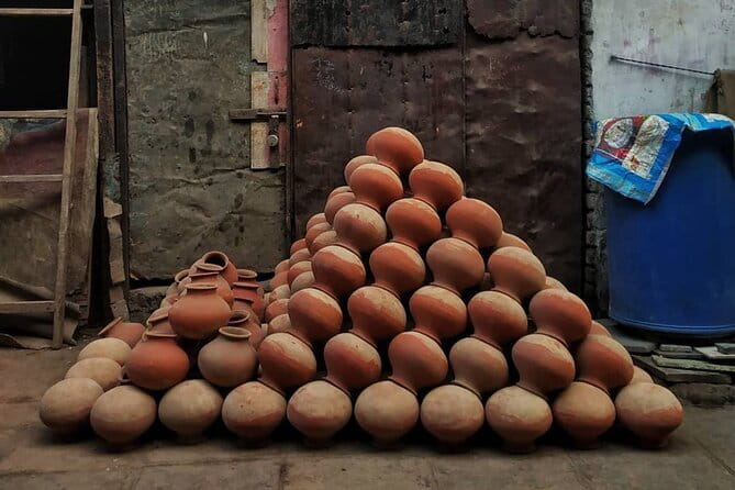 Private Walking Tour in Dharavi Slums - Stop 1: Dharavi neighborhoods, homes, and small industries