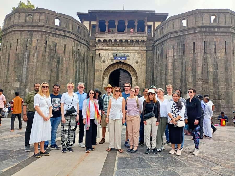 Pune: Old City & Camp Cultural Walking Tour with Local Snack - Old City Pune: Shaniwar Wada Fort, Temples, Palaces, and Bazaars