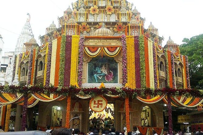 Pune Walking Tour with a Punekar - Key Highlights for a Pune Old-City Walk