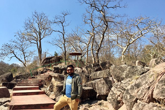 Raneh waterfall Khajuraho (motorcycle tour) - South Group temples: why stopping matters more than rushing
