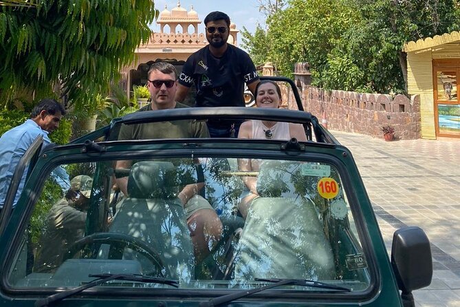 Ranthambore Tiger Safari from Jaipur – 1 or 2 Days - Private AC vehicle and English-speaking driver: comfort with a purpose