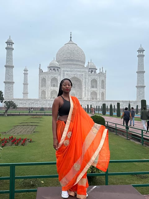 Rent a sari or kurta pajama for Taj Mahal visit & picture - What’s included in your 4-hour window (and why it matters)