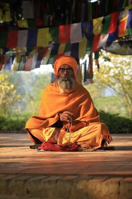 Rishikesh: Full-Day Sightseeing Tour with Ganga Aarti - Gita Bhawan and the devotional layer you might miss alone