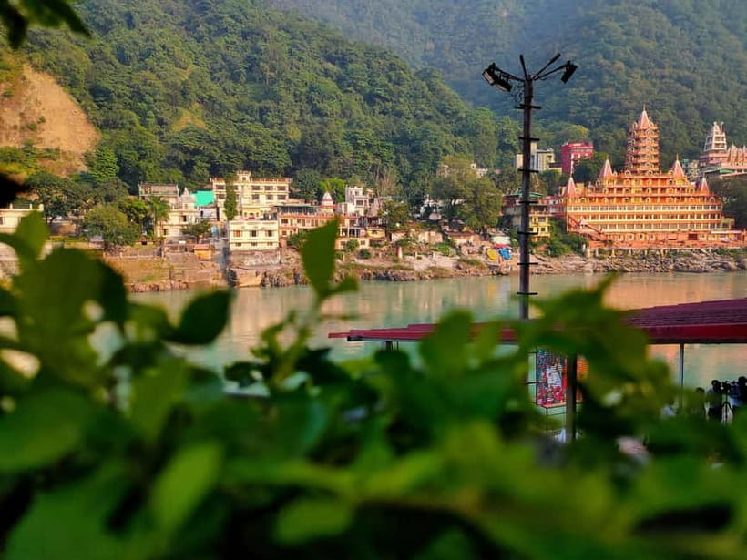 Rishikesh: Full-Day Sightseeing Tour with Ganga Aarti - Ram Jhula to Lakshman Jhula, the classic first river views