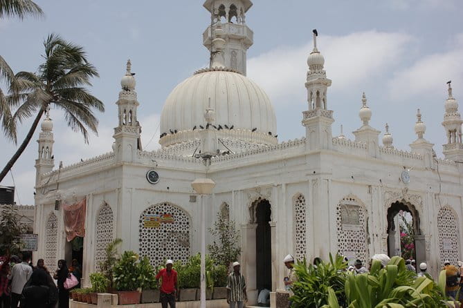 Sacred sites Mumbai tour: Hinduism, Christianity, Judaism & more - Why this Sacred Sites Mumbai route works