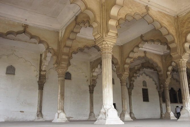 Same Day Agra Tour From Hyderabad with Return Flight - Taj Mahal: guided time with admission included