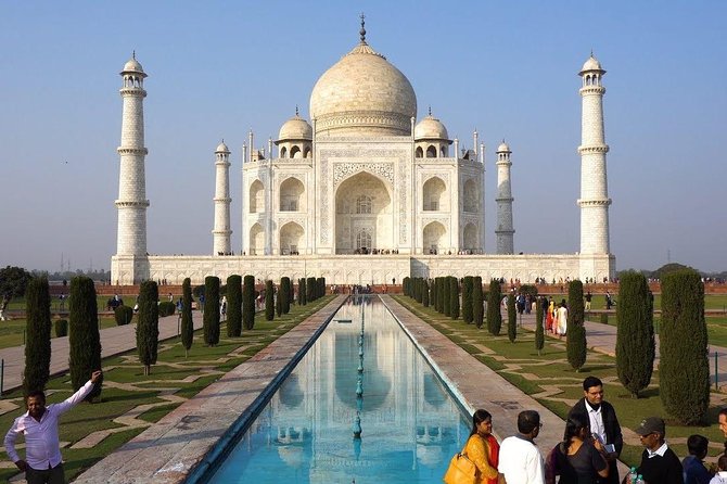 Same Day Agra Tour From Hyderabad with Return Flight - Transport setup: private, air-conditioned, and pickup ready