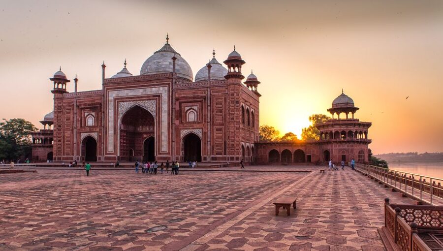 Same Day Taj Mahal, Agra Fort & Baby Taj Tour from Jaipur - Jaipur pickup timing and the 4-hour AC drive you’ll actually feel
