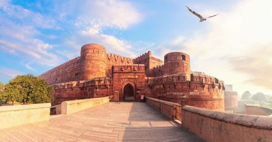 Same Day Taj Mahal, Fort & Baby Taj Tour from Delhi by Car - How the Delhi to Agra private car day works