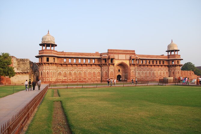 Same Day Taj Mahal Tour from Delhi - Agra Fort after the Taj: a change of pace you will appreciate