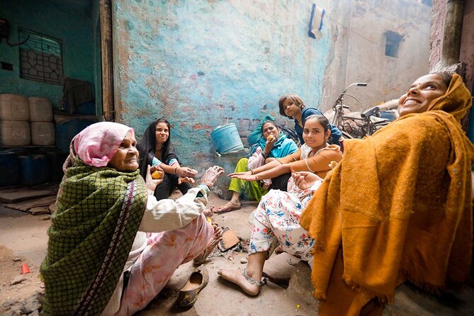 Sanjay Colony Slum Tour - Sanjay Colony in South Delhi: what you are really seeing