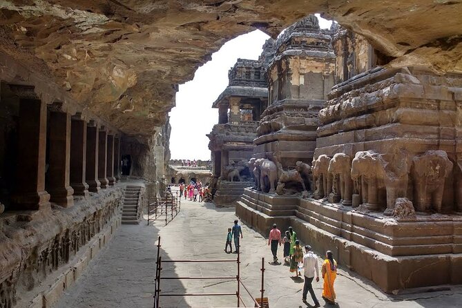Skip-the-Line: All-Inclusive 2-Day Ajanta and Ellora Private Tour - Inside Ajanta: what your guide should help you notice
