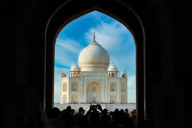 Skip-the-Line Guided Taj Mahal & Agra Fort Tour with Add-ons - Transport That Works: Private Car, Air-Conditioning, and Right-Size Vehicles