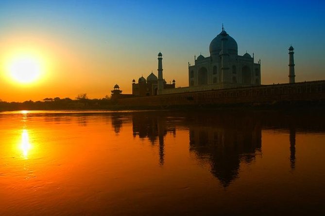 Skip The Line Private Taj Mahal & Agra Fort Day Tour By Car - Why the sunrise Taj Mahal timing actually matters