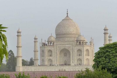 Skip The Line Taj Mahal, Agra Fort & Mehtab Garden Tour