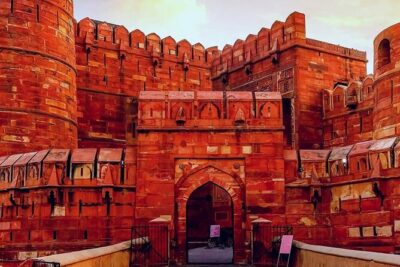 Skip the line Taj Mahal and Agra Fort private Tour by Car