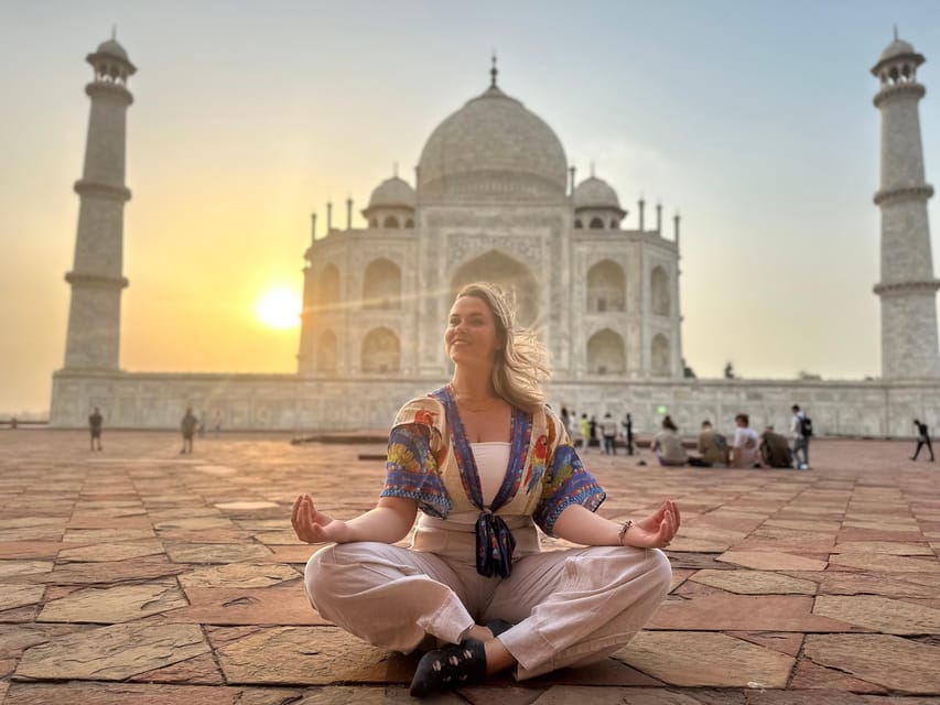 skip the line taj mahal tour with private tour guide - Hotel Pickup, Battery Car, and a Realistic 3-Hour Pace