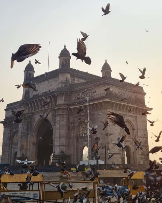 South Mumbai: Cultural Heritage Walking Tour - Gateway of India, then a pass by Taj Mahal Palace Hotel