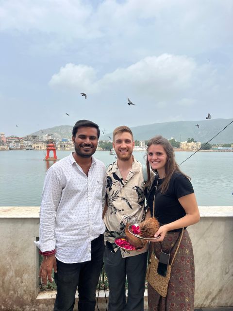 Spiritual Walking tour with Puja Ceremony -The Pushkar Route - The Brahma Temple stop that people actually talk about