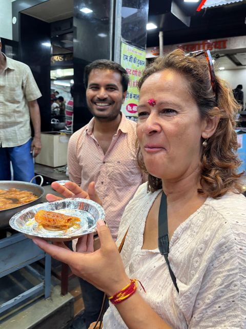 Spiritual Walking tour with Puja Ceremony -The Pushkar Route - Tickets, lockers, and what you should bring (and what to leave behind)