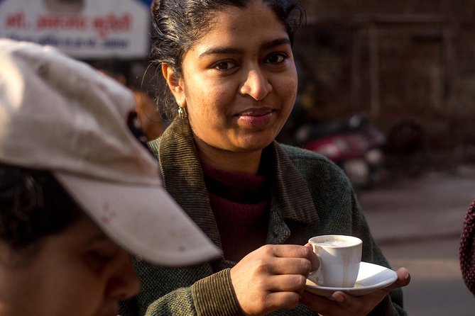 Story of Spices- A Food Tour of Agra - The 16th-century market stop, snacks, and acculturation
