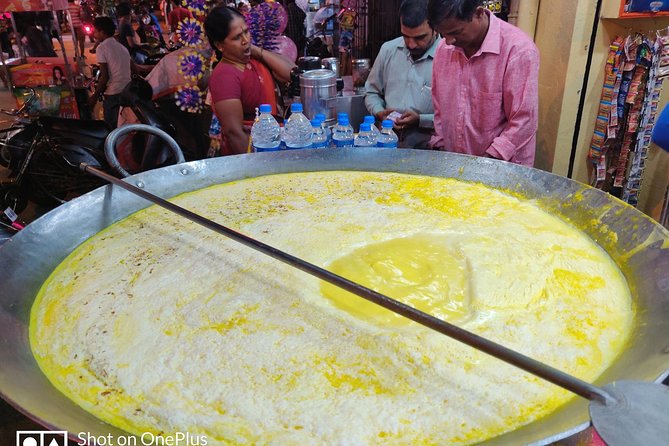 Street Food walking tour in Bangalore with a food evangelist - V. V. Puram Food Street: Dosa, Chat, Pav Bhaji, and Gulkund Ice Cream (About 2 Hours)