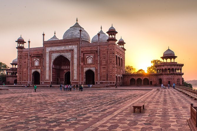 Sunrise Taj Mahal, Agra Fort & Baby Taj Tour from Jaipur by Car - The Pre-Dawn Start in Jaipur (Pickup at 2 AM)