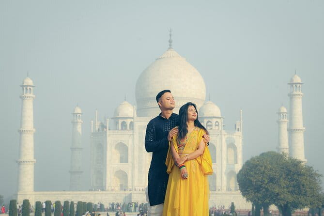 Sunrise Taj Mahal Tour From Delhi - Lunch at a 5-star hotel buffet: a comfort stop you can plan around
