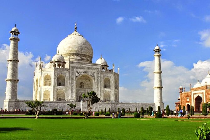 Sunrise Taj Mahal Tour with Agra Fort and Fatehpur Sikri - Price and value: what $80 buys you, and what costs extra